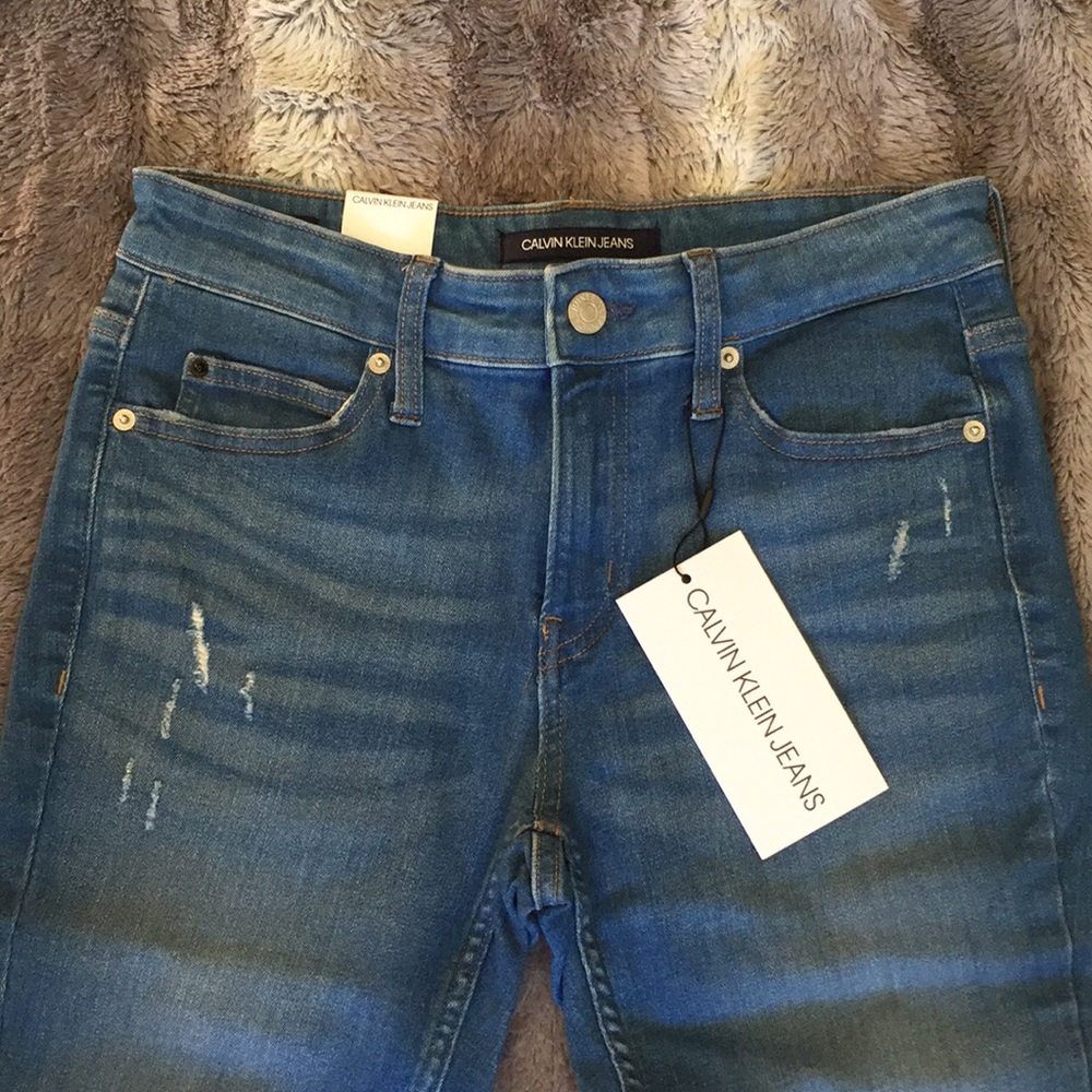 Brand New!! Calvin Klein Skinny Jeans! - Picture 3 of 12